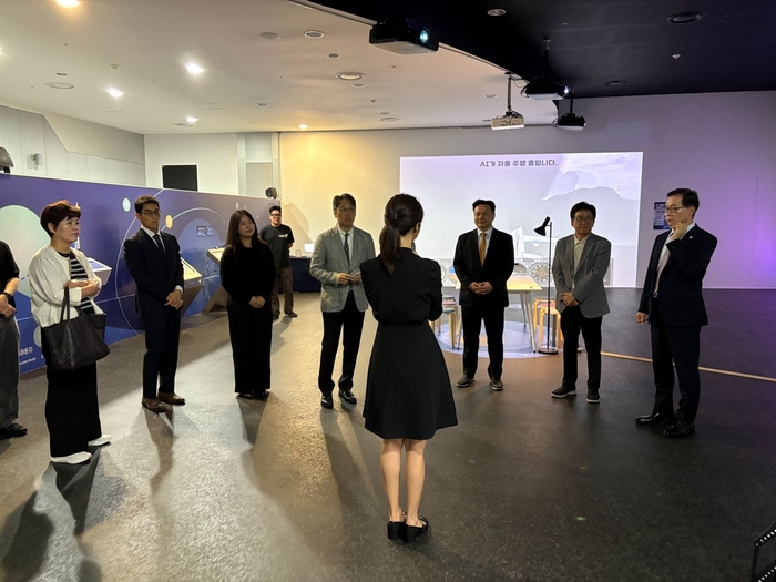 서귀포 AI 서브라운지 투어 모습.