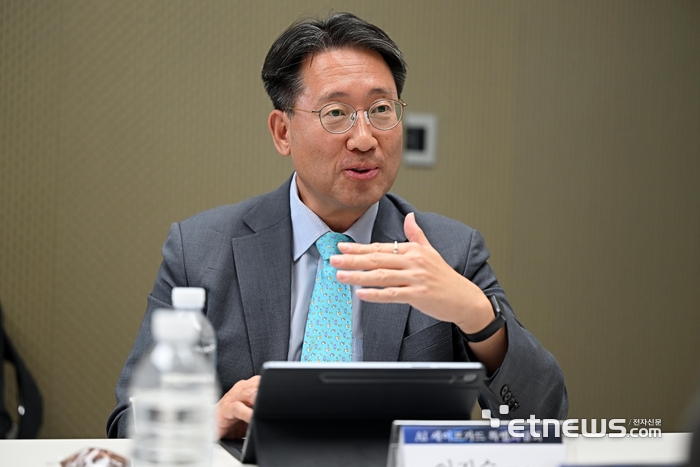 이진수 과학기술정보통신부 인공지능정책기획관