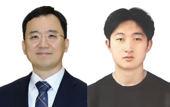 왼쪽부터 방우석 교수, 노유환 석박사통합과정생.