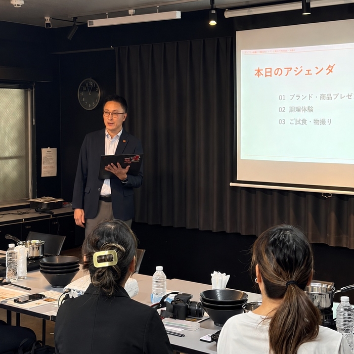 홍범준 삼양재팬 법인장이 '삼양1963' 제품 발표 및 시식 행사에서 발표하고 있다. 〈자료 삼양식품〉