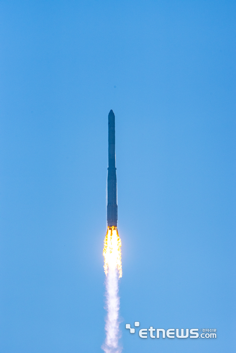 [포토] 한국형 발사체 누리호, 다섯 번째 우주 비행