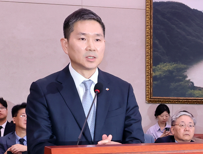 김찬호 CJ 제일제당 대표가 7일 국회에서 열린 농림축산식품해양수산위원회 국정감사에서 담합 등 부당거래행위와 관련, 발언하고 있다. 〈자료 연합뉴스〉