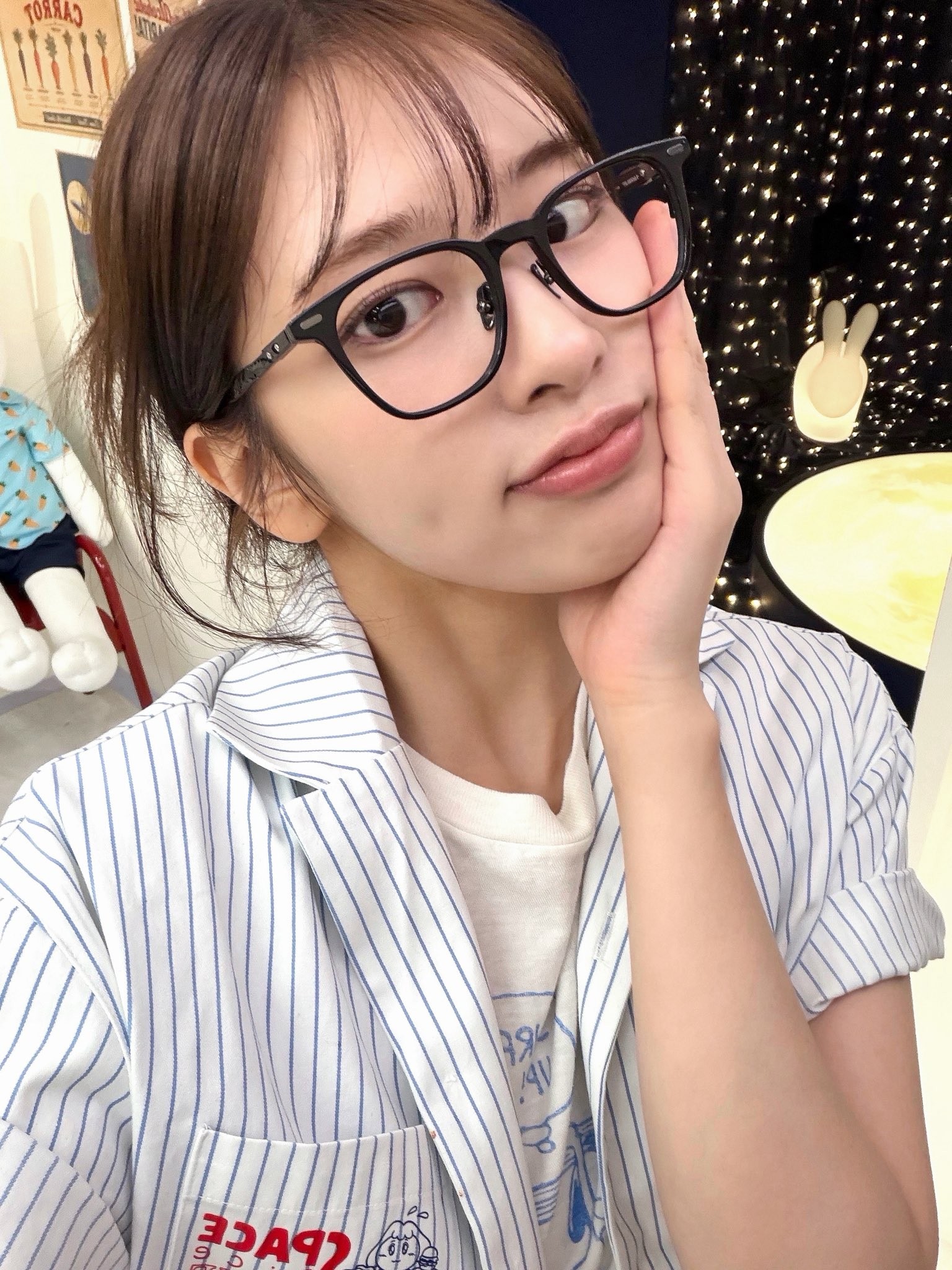 영업 美쳤다! 아이브 안유진, '우주떡집' 만렙 활약