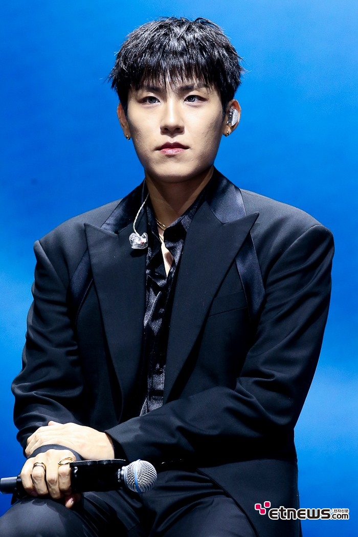 [ET포토] 박우진, '스톤처럼 탄탄한 비주얼'