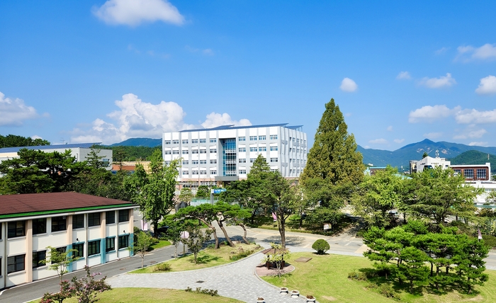 유성생명과학고 전경. 〈유성생명과학고 제공〉