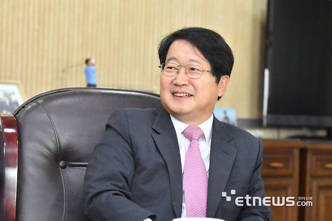 김영재 대덕전자 회장 사진=박지호 기자 jihopress@etnews.com