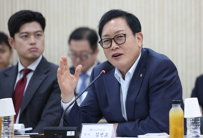 농협계열사, MBK와 24건, 2.6조 원 거래…'고려아연 분쟁'에도 누적 2조 이상 진행