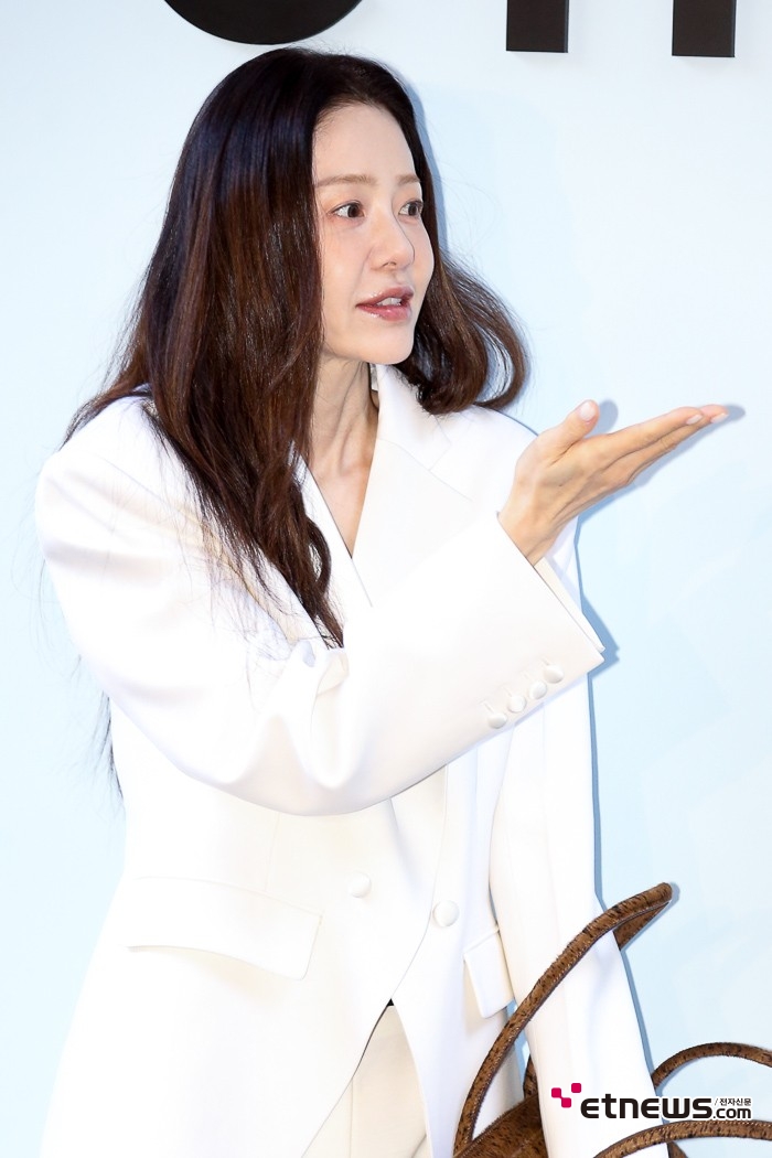 [ET포토] 고현정, '손 키스는 친근하게'