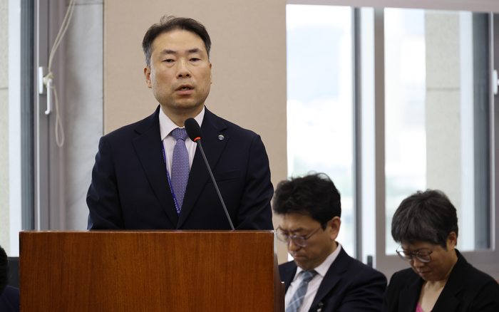 차광명 한국환경공단 이사장 직무대행이 15일 국회 기후에너지환경노동위원회에서 열린 국정감사 현장에서 김주영 더불어민주당 의원 질의에 답변하고 있다. 연합뉴스.