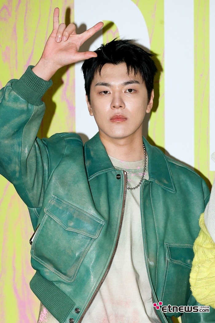 [ET포토] 그루비룸 규정, '피스~'