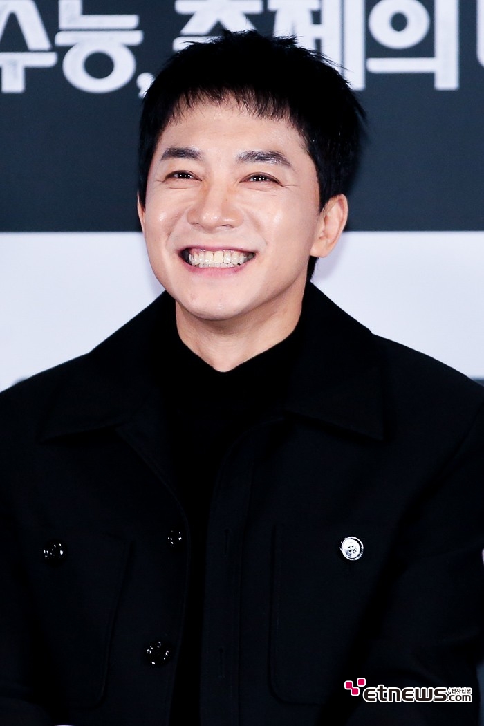 [ET포토] 김영민, '이 얼굴이 54세라니~연구 대상인 동안 외모'