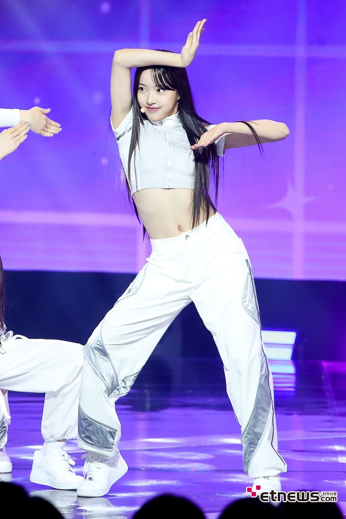 [ET포토] A2O 라이트 시리, '동작은 척척'