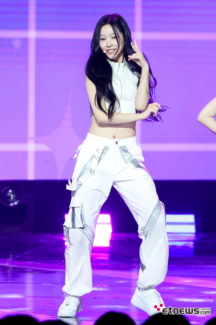 [ET포토] A2O 라이트 영, '미소 요정'