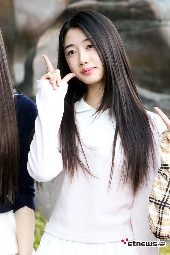 [ET포토] A2O LITE 아윤, '청순미 흩날리며'