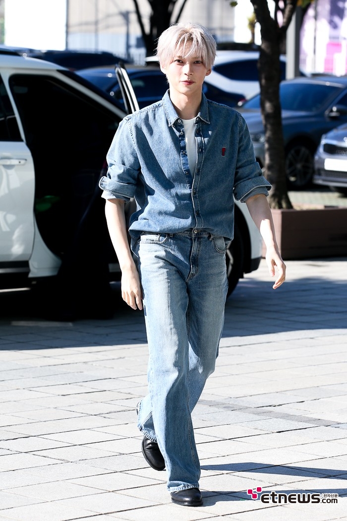 [ET포토] 성한빈, '이 구역의 패피'