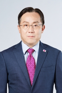 송윤상 전 흥국화재 대표