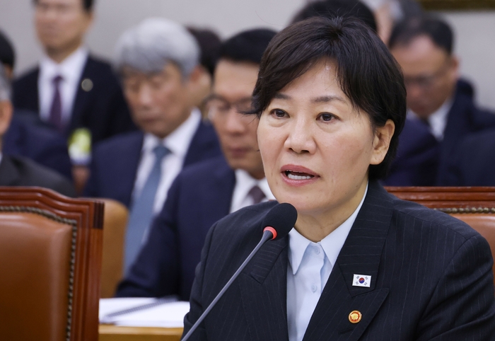 [2026 국감]송미령 “관행적 농지 임대차 처분 안 해…연내 특별조치법 추진”