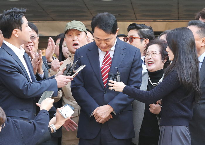 오세훈 2심 무죄에…與 “상식 밖 판결” vs 野 “사필귀정”