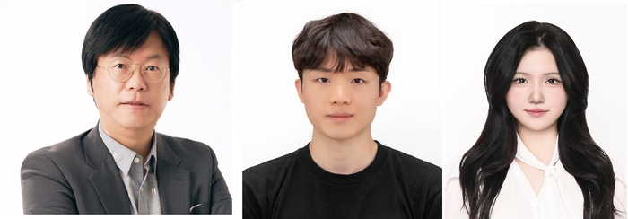 (왼쪽부터)한세광 포스텍 교수, 김성종 박사, 석사과정 조경주 씨