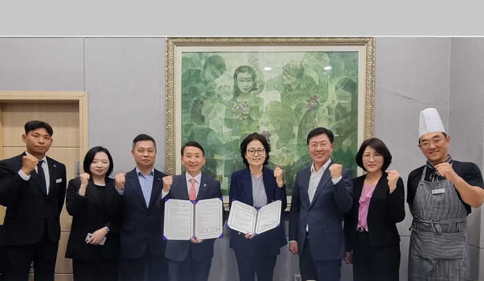 동신대와 홀리데이 인 호텔 인 광주 업무협약식.