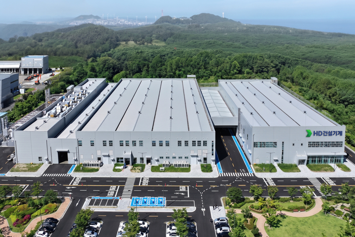 HD건설기계 군산 엔진 신공장 전경. HD건설기계 제공