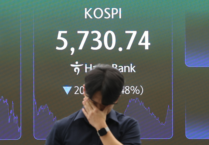 코스피, 美 빅테크 실적 충격에 3%대 급락…삼성전자 3%·SK하이닉스 7% 하락