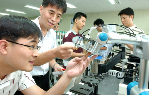 [유망 중기·벤처를 가다](19)로봇앤드디자인