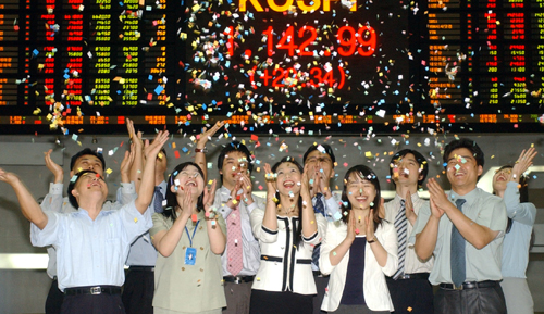 증시 1142P…50년 사상 최고치 기록