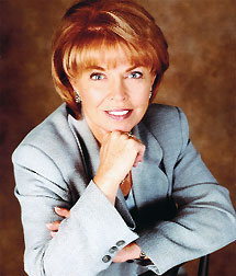 팻 미첼 PBS CEO, 선 이사에 임명돼