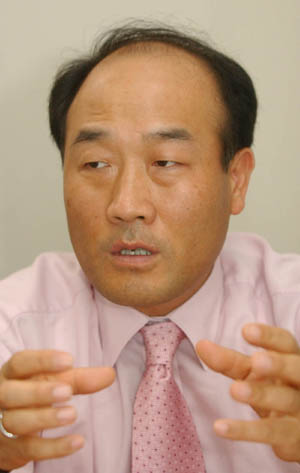 [결단의 순간들]김영만 한빛소프트 사장(1)