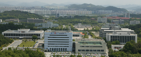 출연연의 자회사 설립이 규정 미비로 난항을 겪고 있다. 대덕연구개발특구 전경.