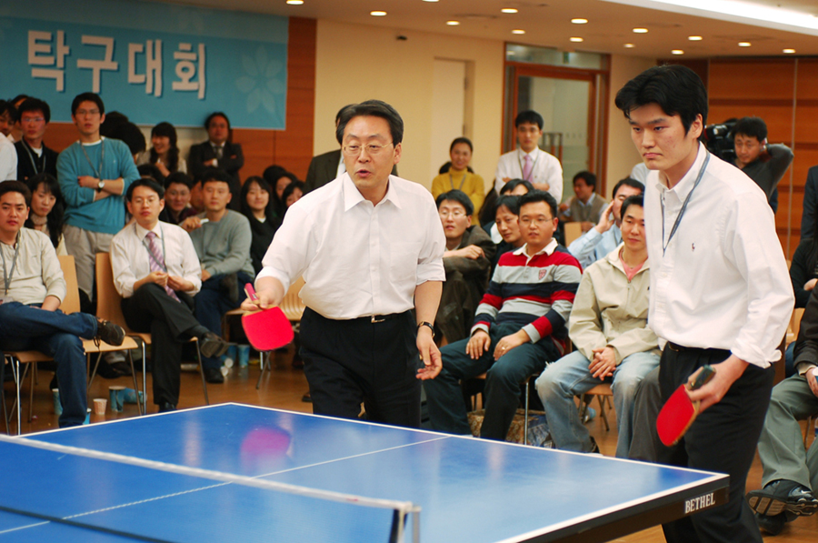 이상현 신세계I&C 사장, 사내 탁구대회서 우승