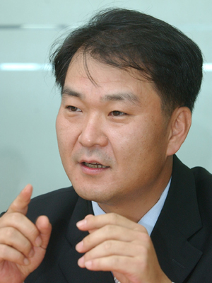 [이사람]로봇사업 뛰어든 액슬론 이동왕 사장