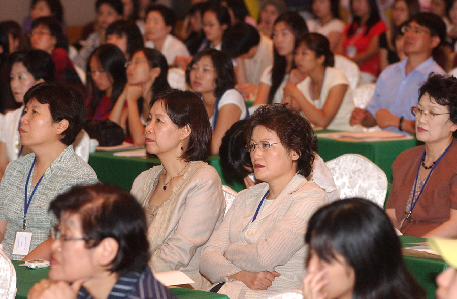 융합과학기술 학술대회에 쏠린 눈