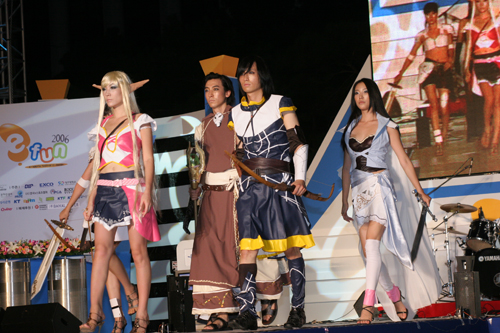  대구 게임업계에 OSMU 바람이 거세다. 사진은 다양한 장르에 적용된 게임 캐릭터와 테런몰.