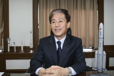 이주진 항우연 신임원장 "항공 우주 강국으로 도약해야한다"