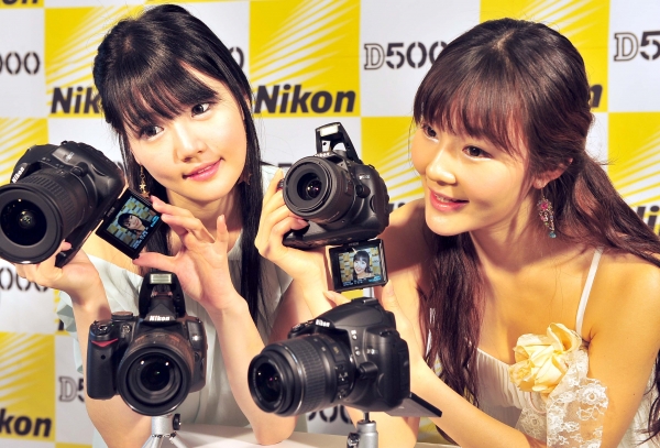 보급형 DSLR 카메라 `D5000`을 소개합니다