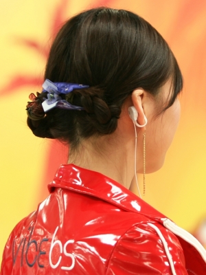 최근 품귀현상을 빚고 있는 바이브비에스의 귓바퀴 이어폰