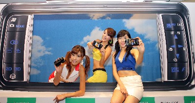 한국후지필름, 3D 디카로 10% 점유율 도전