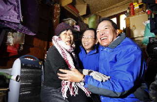 삼성그룹 사장단,연말 맞아 쪽방촌 찾아