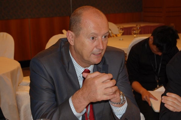 "원 슈나이더 경영, 亞 시장으로 확장"