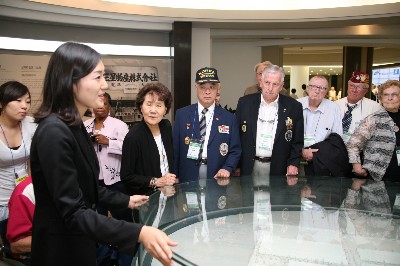 참전용사 삼성디지털시티 방문