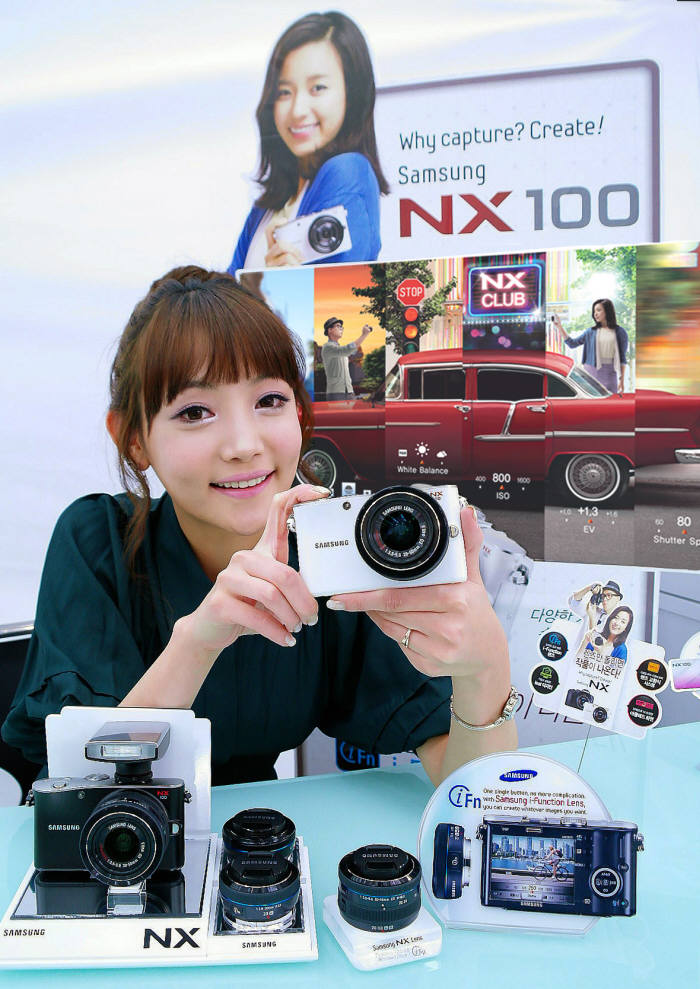 삼성 미러리스 카메라 `NX100`, 8일부터 국내 판매