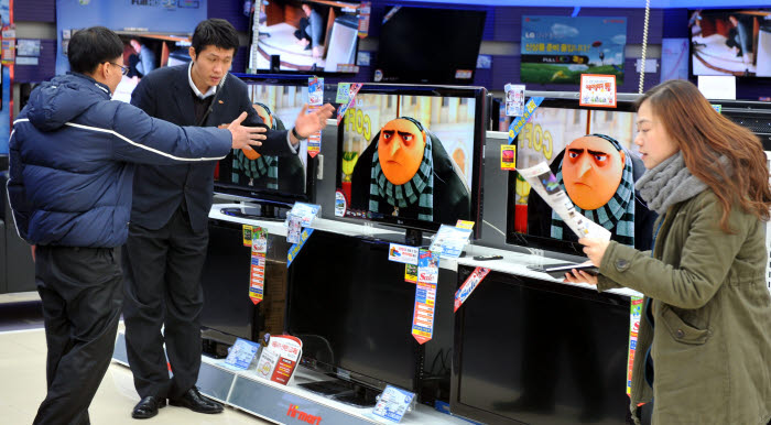 전력난 해소에 가전매장도 나섰다