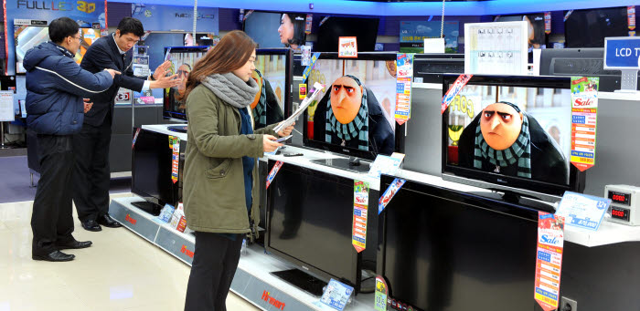 전력난 해소에 가전매장도 나섰다