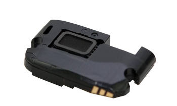 에이스테크놀로지가 개발한 DMA 설계기술이 적용된 모바일안테나 제품.   