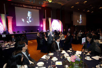 Photo Image