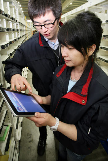 CJ GLS, 태블릿PC로 스마트 물류센터 구축