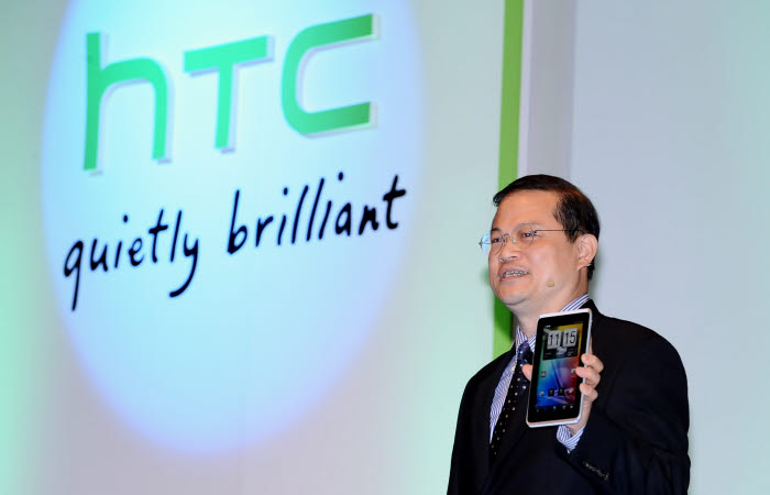 HTC 이보4G+와 플라이어 4G