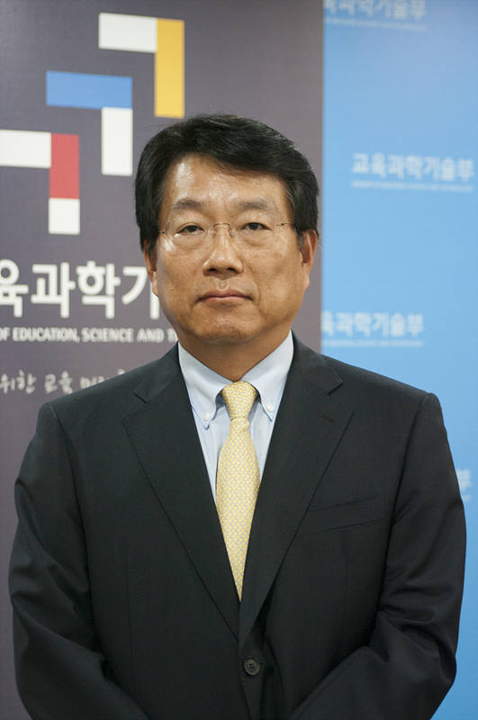 2011 대한민국최고과학기술인상에 노태원 · 백기엽 · 박승정 교수 선정